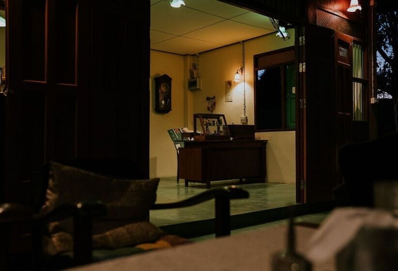 فندق The Moon At Pai