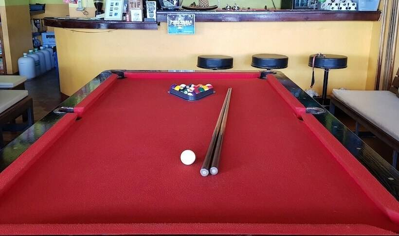 Koh Tao Central Hostel