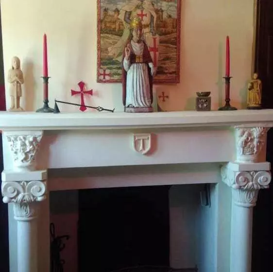 La Tour Mord Lion B&b