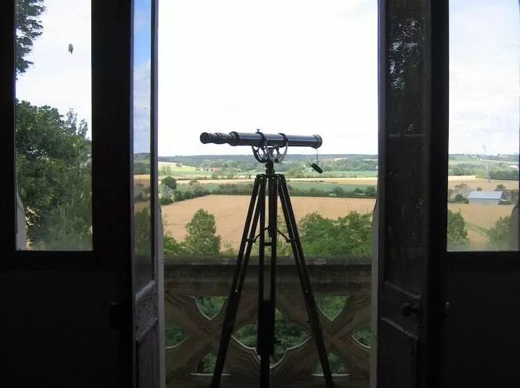 ペンション Chateau Valcreuse