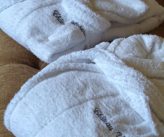 פנסיון Chateau Valcreuse