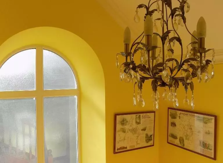 Majatalo Pisgah Guesthouse