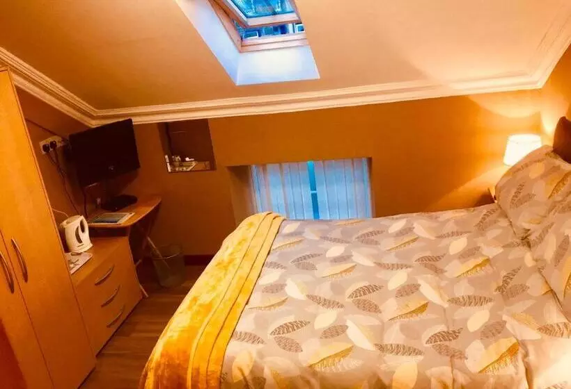 Majatalo Pisgah Guesthouse