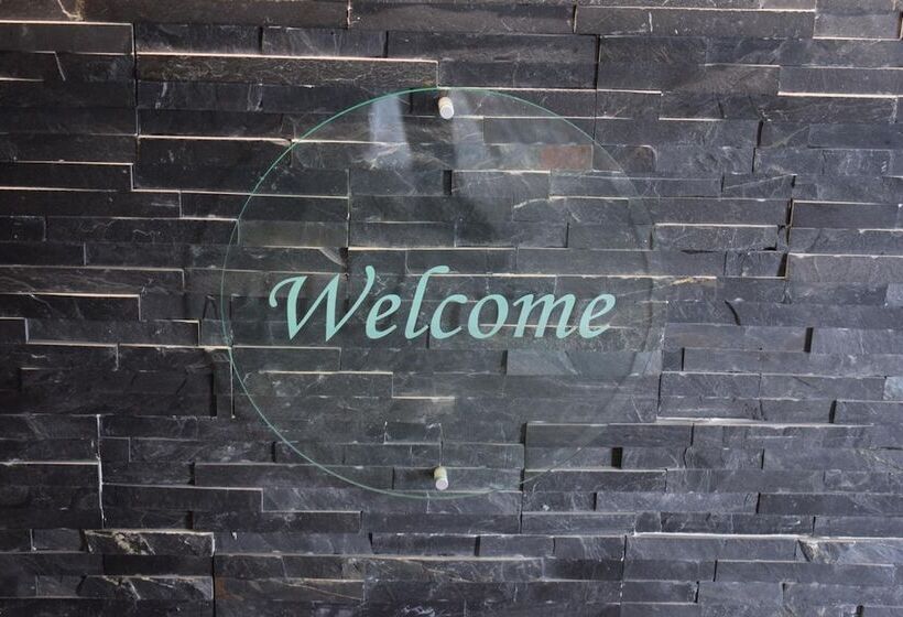 Pensione The Tables Guest House