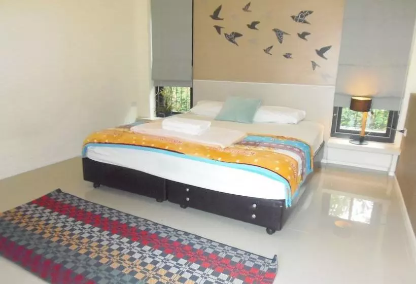 Sattahip Pool Villa
