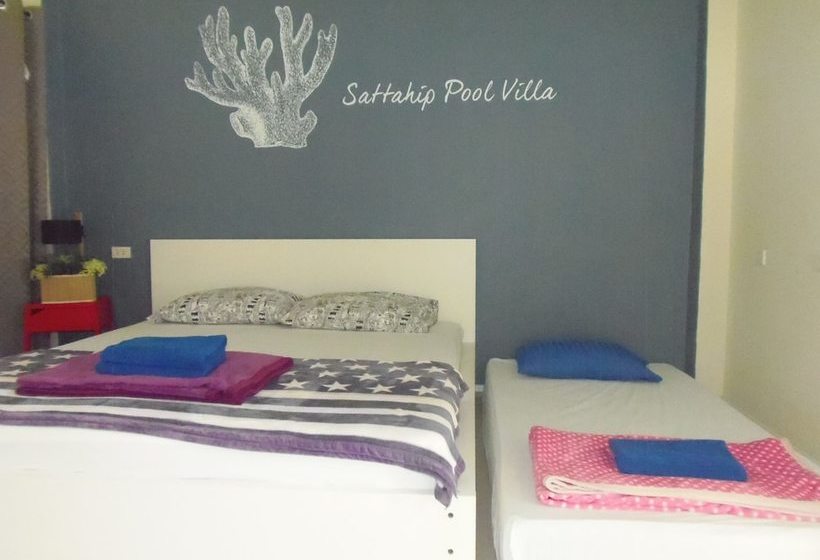 Sattahip Pool Villa