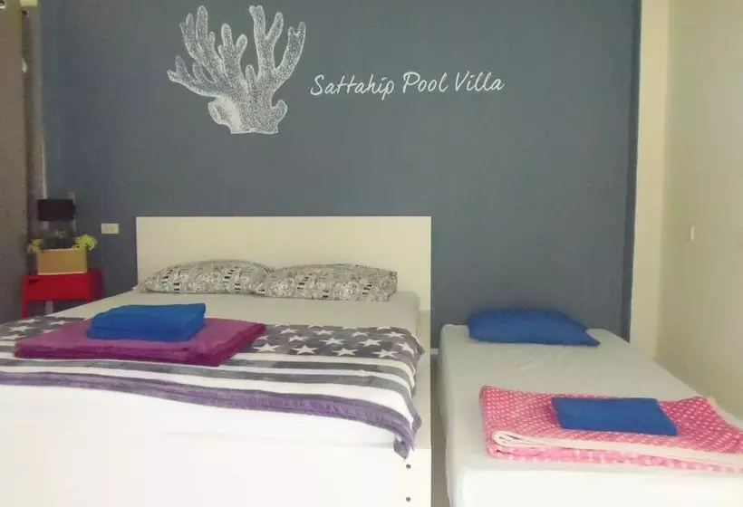 Sattahip Pool Villa