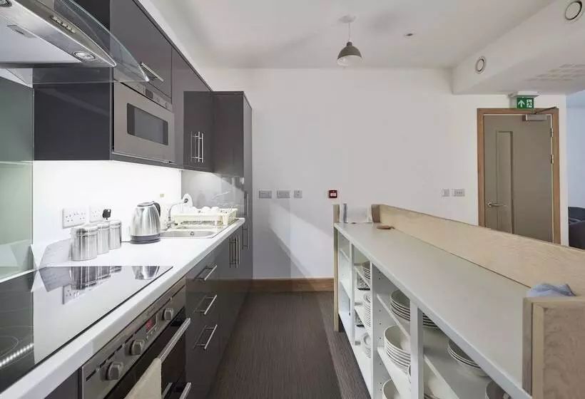 The Barrel Store   Hostel