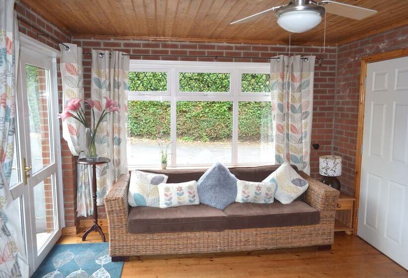 Ashfield Bed & Breakfast