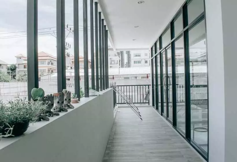 Baan Pakdi