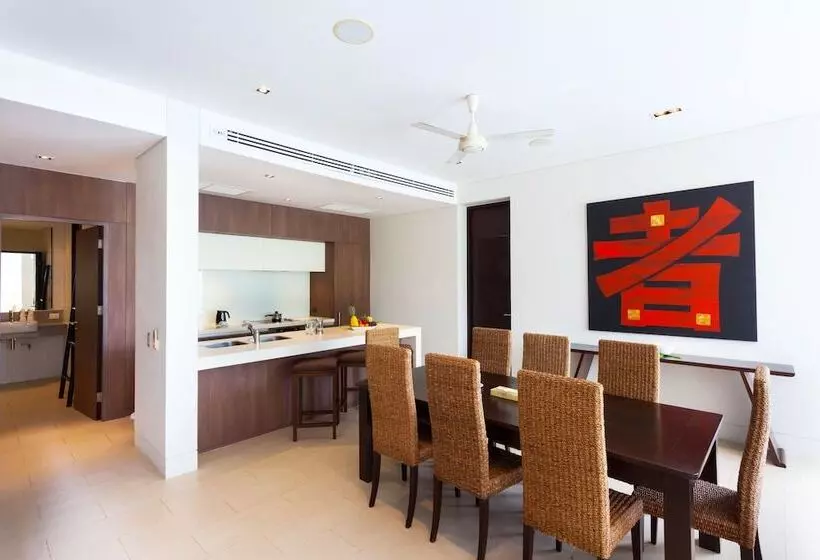 Baan Yamu Private Villa By Resava