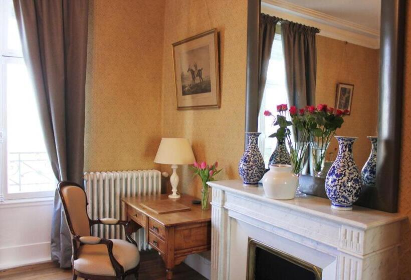 Bed and Breakfast Chateau Du Gerfaut