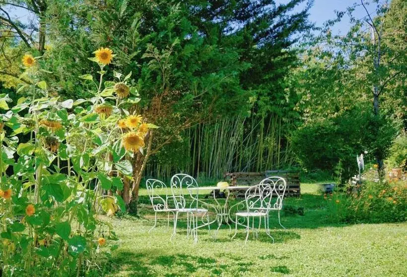 Bed and Breakfast Green Home