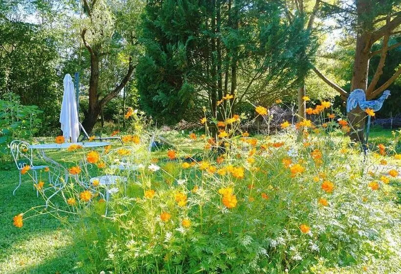 Bed and Breakfast Green Home