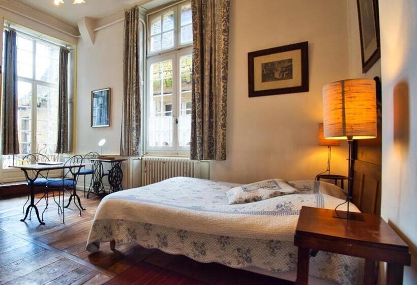 مبيت وإفطار La Maison Du Notaire Royal