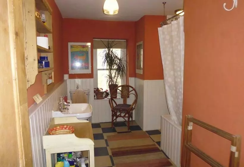 Bridge Cafe Bed And Breakfast