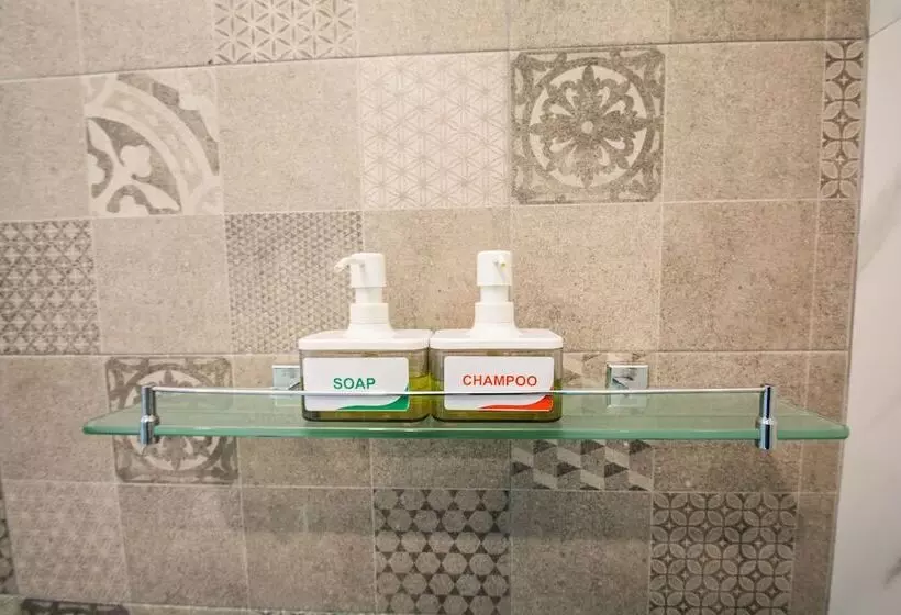 Goodnight Phuket Villa