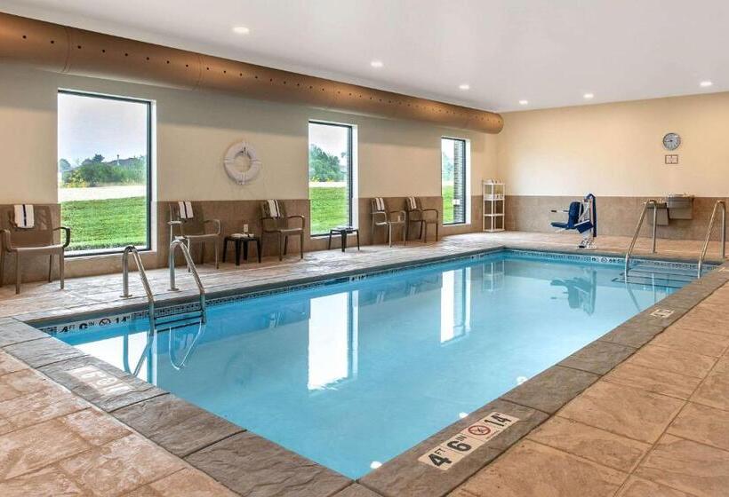 Hotel Comfort Inn & Suites Ames Near Isu Campus