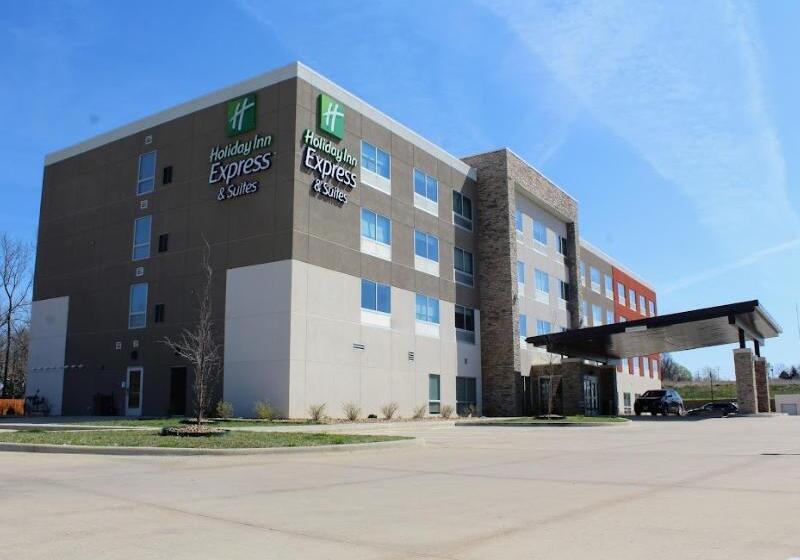 فندق Holiday Inn Express & Suites Warrensburg North, An Ihg
