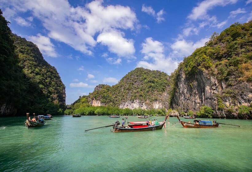 בית מלון כפרי Purana Resort Koh Yao Noi