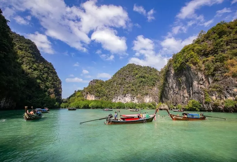 Hotelli Purana Resort Koh Yao Noi