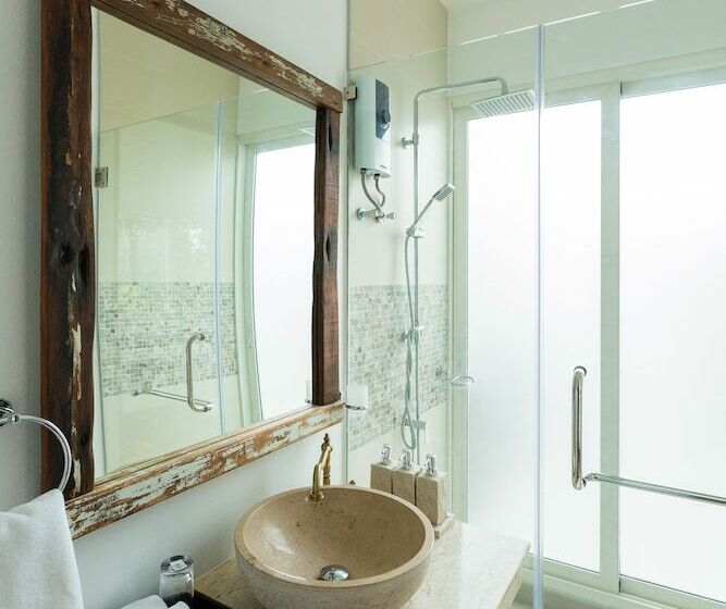 בית מלון כפרי Purana Resort Koh Yao Noi