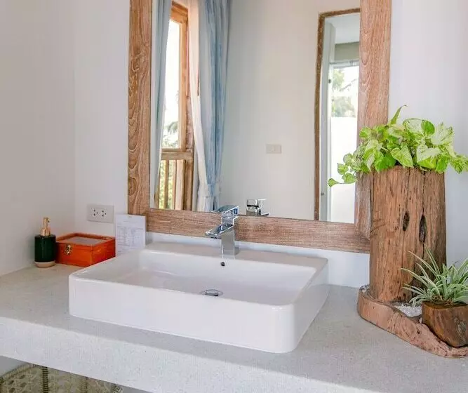 Hotelli Purana Resort Koh Yao Noi