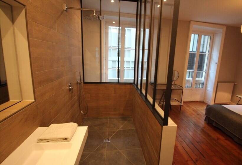 膳宿费 B&b L Escapade Bordelaise