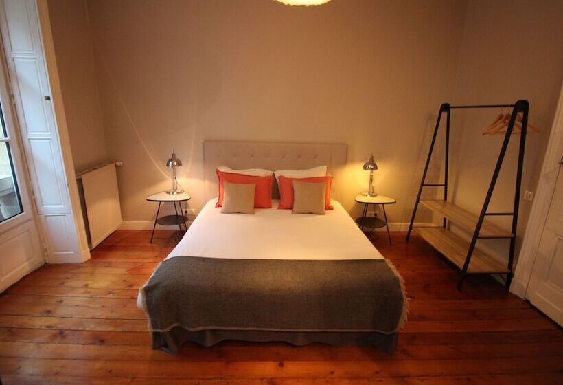 膳宿费 B&b L Escapade Bordelaise