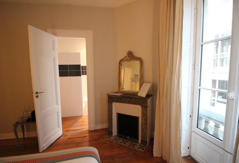 膳宿费 B&b L Escapade Bordelaise