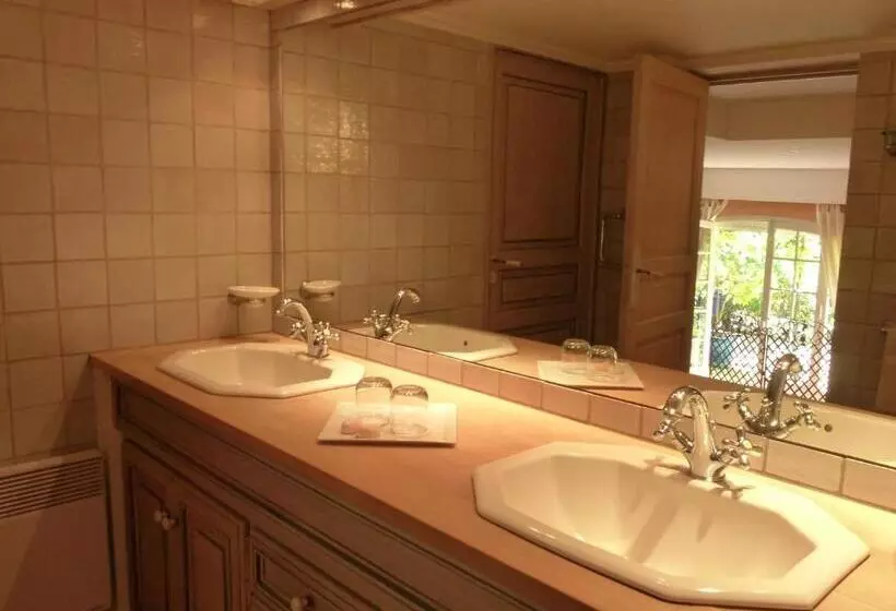 Majatalo Le Bastidon Saint Michel