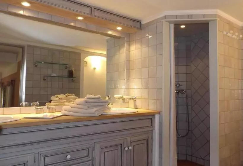 Majatalo Le Bastidon Saint Michel