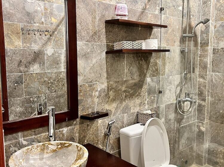 پانسیون Ngo House 2 Villa