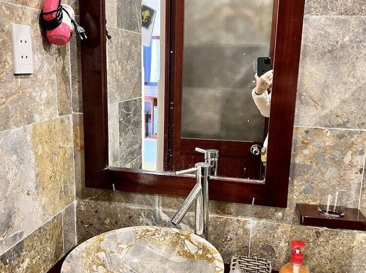 پانسیون Ngo House 2 Villa