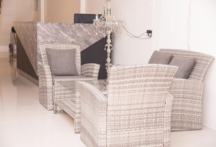 Pensão Nina Guesthouse