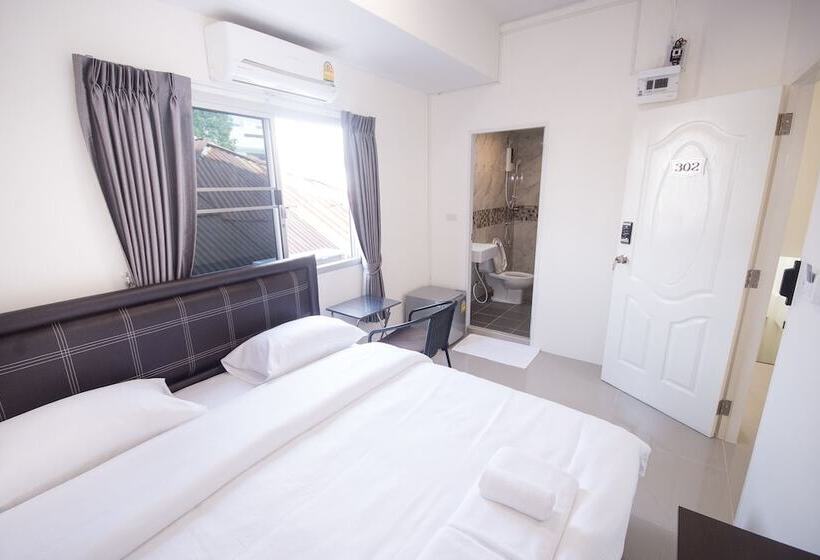 Pensão Nina Guesthouse