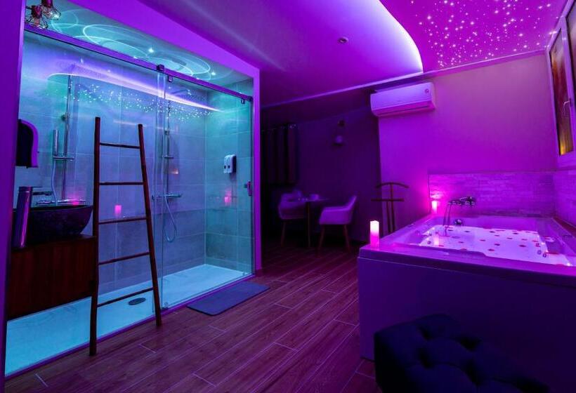 پانسیون Studio Romantique Jacuzzi Ou Spa Balneo Privatif Et Jardin Au Temps Des Cerises La Ciotat