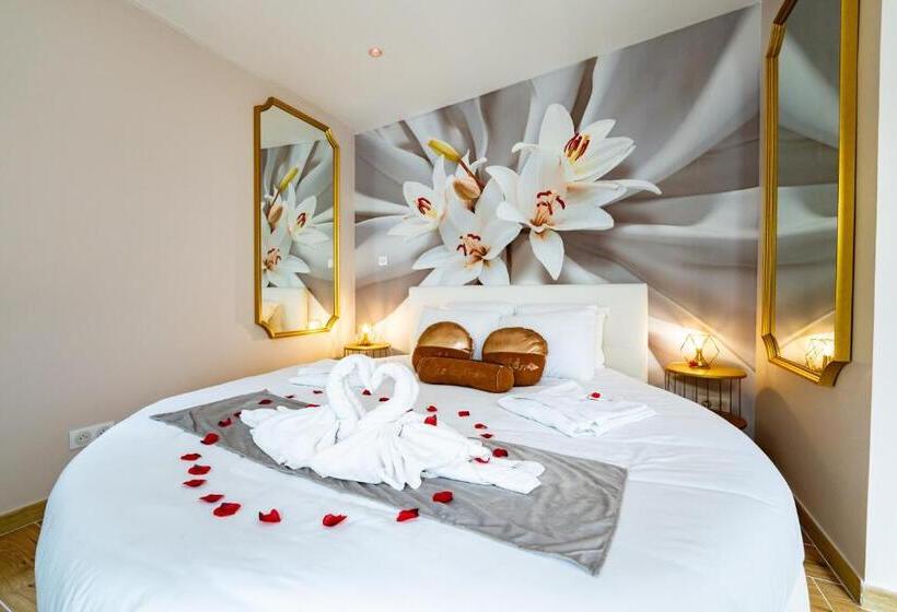 پانسیون Studio Romantique Jacuzzi Ou Spa Balneo Privatif Et Jardin Au Temps Des Cerises La Ciotat