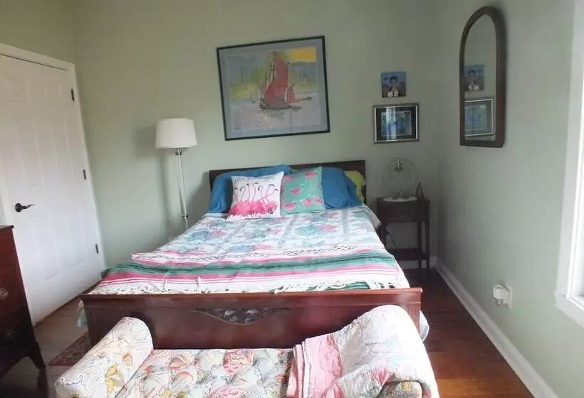 Residenssi Montrose Farms Alpaca Ranch