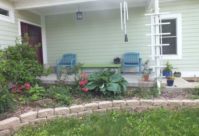 住所  Montrose Farms Alpaca Ranch