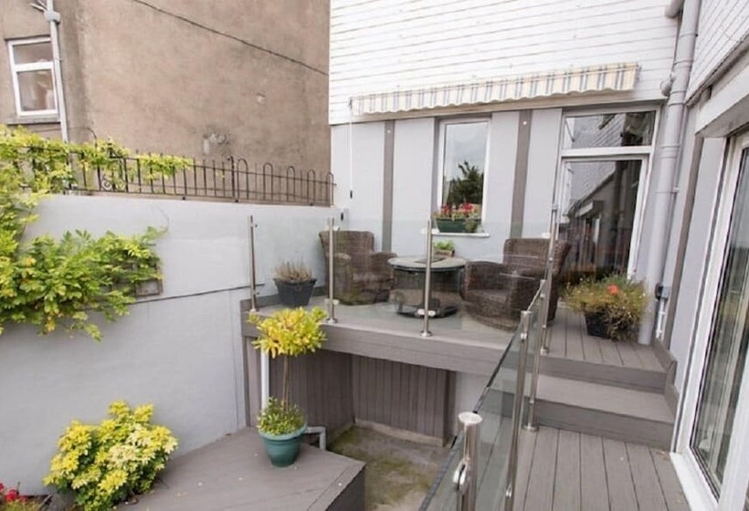 Riverside Bed And Breakfast