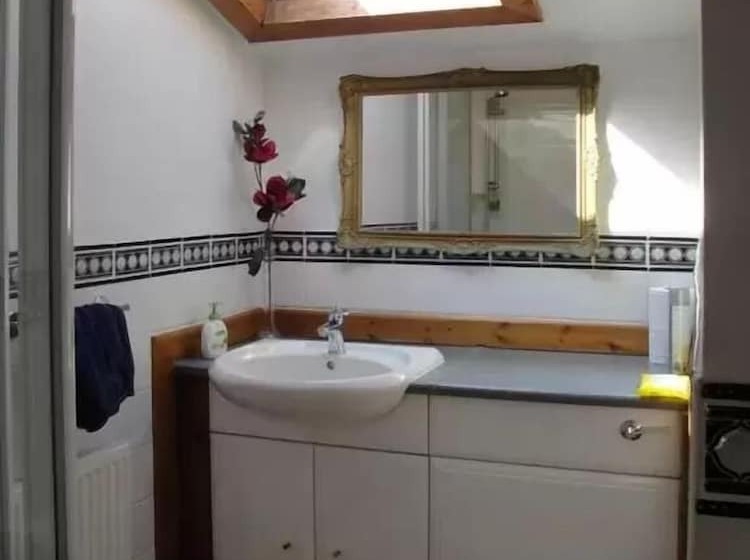 Riverside Bed And Breakfast