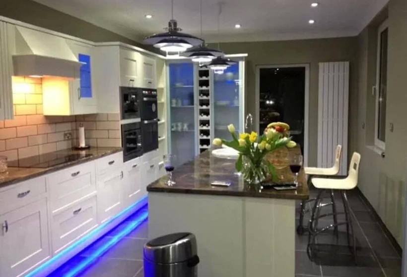 Riverside Bed And Breakfast