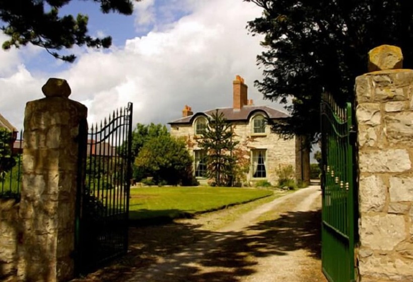 Ty N Rhyl Boutique Bed & Breakfast