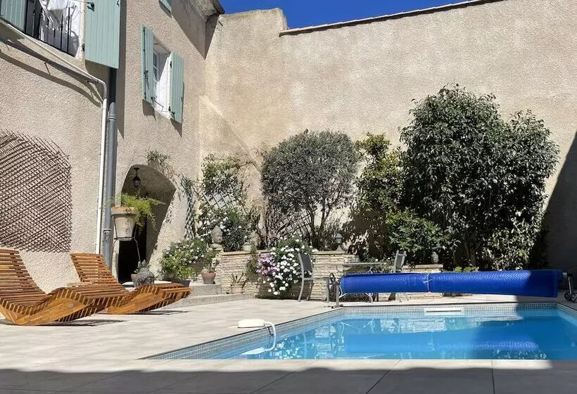 Aamiaismajoitus (B&B) La Coquillade   Chambres D Hôtes