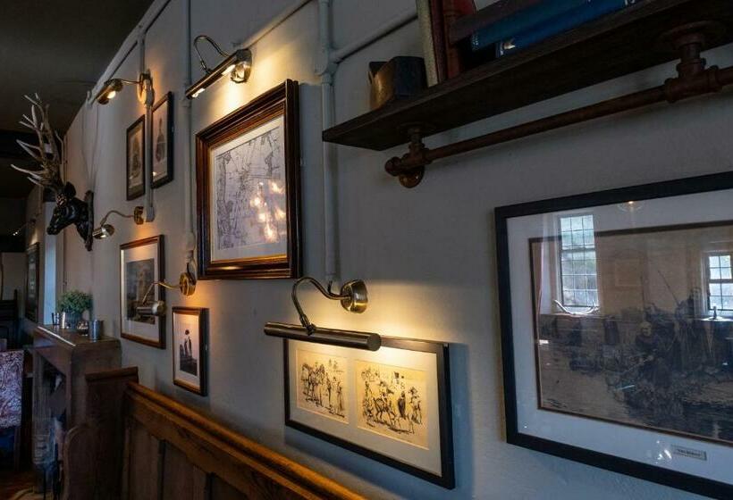 Хостел Kings Arms