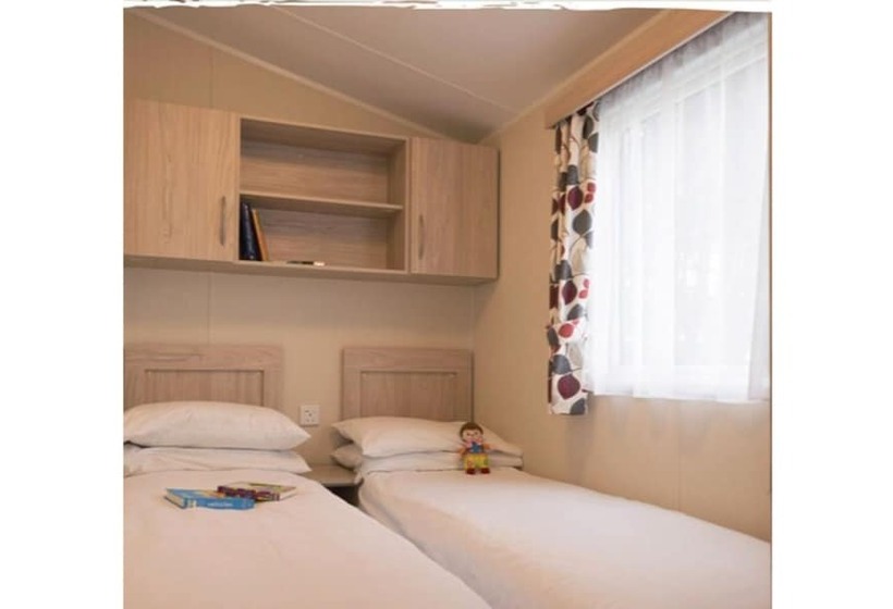 Отель Chesil Vista Holiday Park