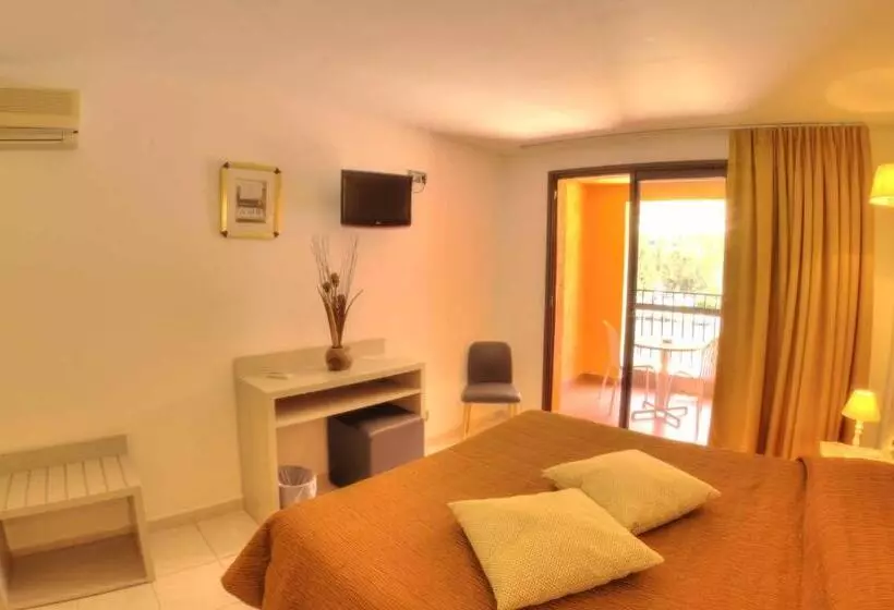 ホテル Hôtel Le Romantique