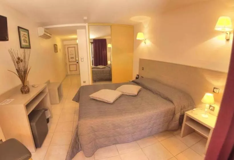ホテル Hôtel Le Romantique