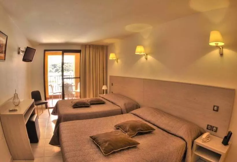 ホテル Hôtel Le Romantique